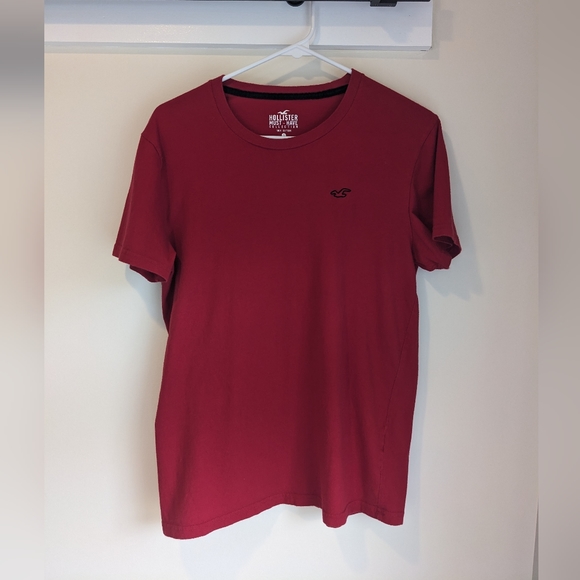 Hollister t-shirt - Picture 2 of 4